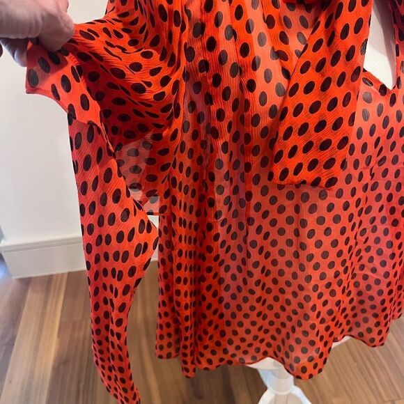 Diane vonFurstenberg blouse - Picture 4 of 9